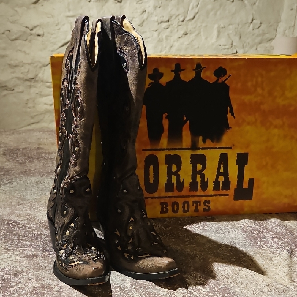Corral Black, Brown and Tan Embroidered Western Boots - Sz7